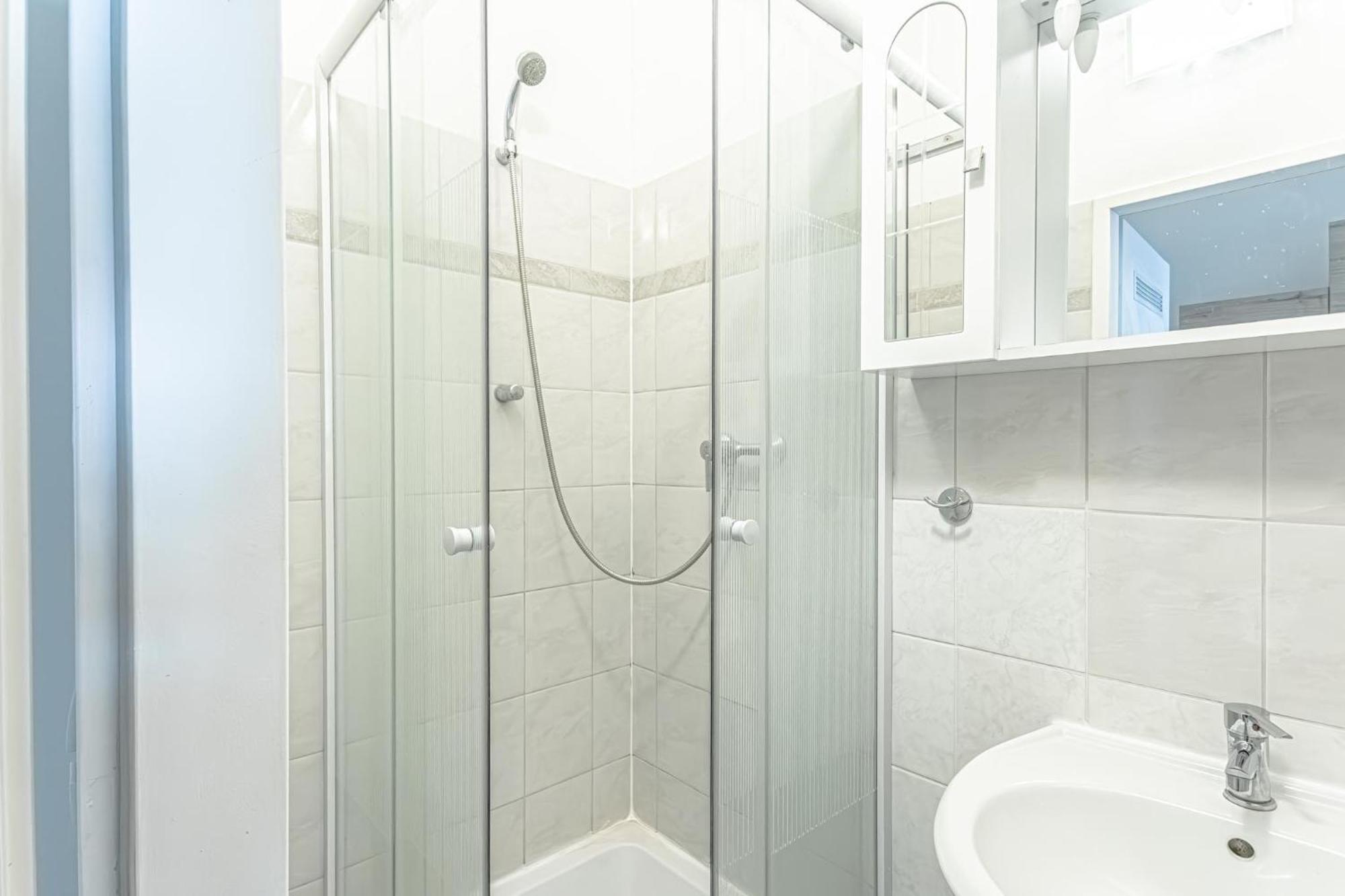 Explore Vienna 2Br And 1Lr Retreat Near Westbahnhof Dış mekan fotoğraf